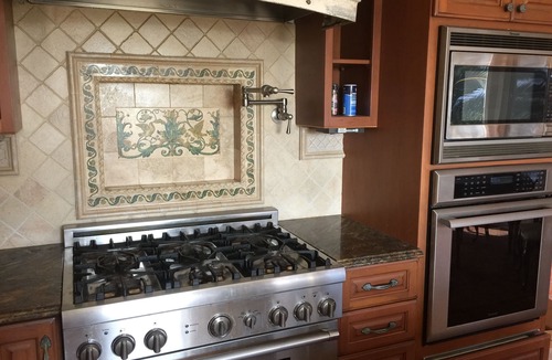 Loma Alta House | Spectacular, quiet Spanish house with great valley views!