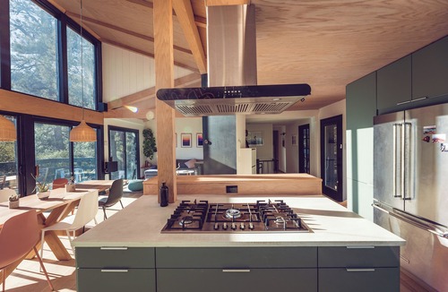 Pine Mountain Club Cabin | Spectacular Designer Treehouse with Mountain Views