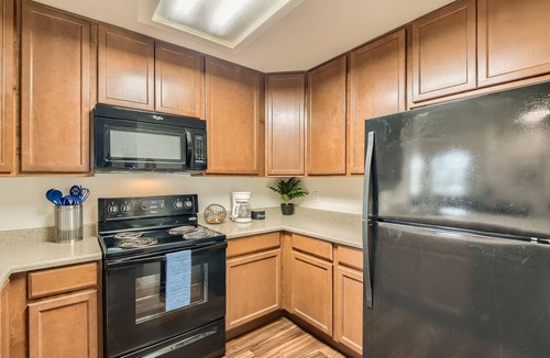 East Side Capistrano Condo | Spring Sale,! Themed Property, Close to Beach, King Bed, Kid & Pet Friendly