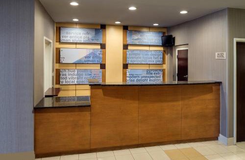 Bakersfield Hotel | SpringHill Suites Bakersfield