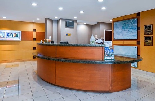 Lancaster Hotel | SpringHill Suites by Marriott Lancaster