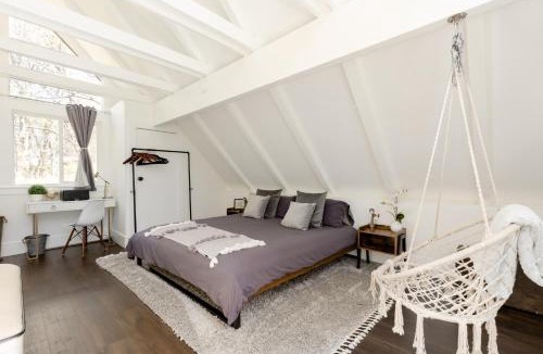 Cedar Glen House | Sprocket Hollow Treetop A-Frame Log Cabin