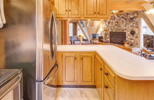 Pine Mountain Club Cabin | 'Star House' Unique Home w/360 Mountain Views!