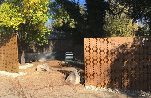 Ukiah Apartment | StarDome SATELLITE is an ArtDeco furnished gem ideal for Traveling Professionals