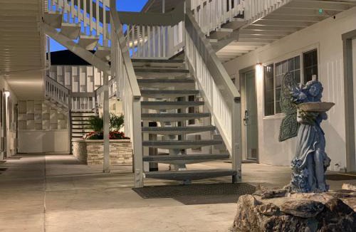 Munras Avenue Hotel | Stargazer Inn and Suites