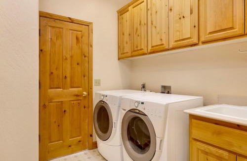Castle Glen Estates House | Starlight Vistas-1524 by Big Bear Vacations