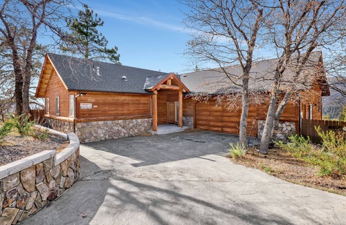 Castle Glen Estates Cabin | Starlight Vistas Log Cabin Lakeview Retreat