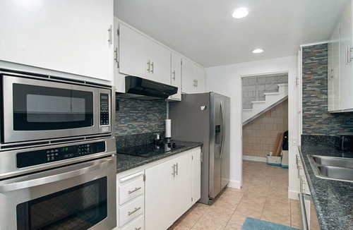 Del Mar House | Stay and play in the Village by the Sea!