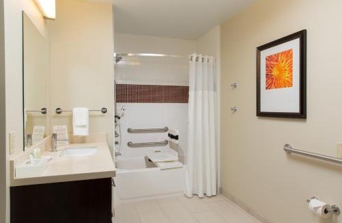 Corona Hotel | Staybridge Suites Corona South by IHG