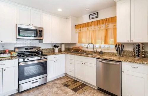 San Bernardino House | Staycation Oasis SPA/pool 10 mins from NOS Center
