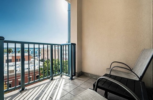 East Village Condo | Stellar 2-bedroom view condo with WiFi/gym in San Diego's Gaslamp District