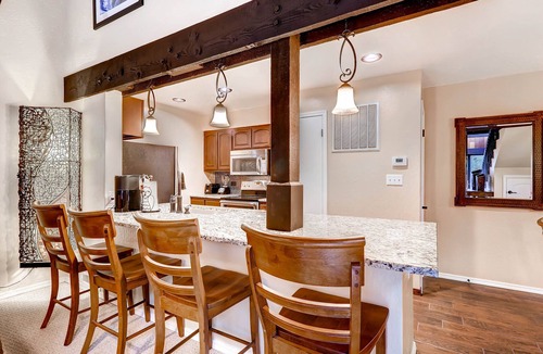 South Lake Tahoe House | Steps to the beach, Pool, Hot Tub, Sauna LLV480