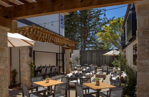 Northwest Carmel Hotel | Stilwell Hotel