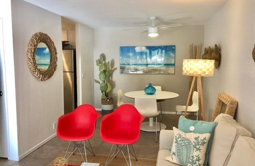Racquet Club West Condo | Stop looking for the perfect condo , you just found it!
