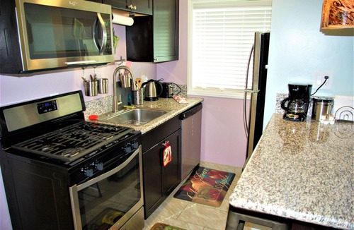 Mira Mesa Apartment | Studio #1, private entrance/kitchen/bathroom