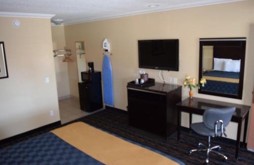 Carousel Hotel | Studio 6 Suites San Bernardino, CA