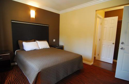 Studio City Hotel | Studio City Inn - Near Universal Studios Hollywood