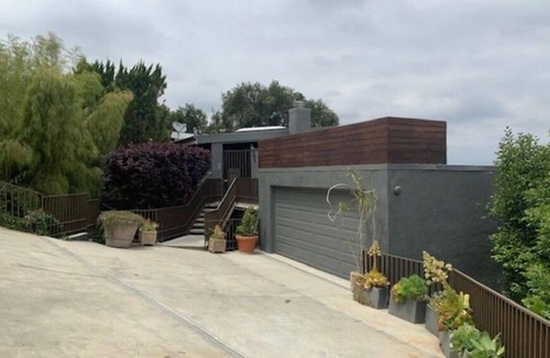Studio City House | Studio City VIEWS VIEWS in the hills modern estate remodeled furnished ready for
