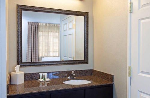 Fairfield Apartment | Studio flat ∙ 1 bedroom ∙ 3 guests