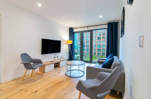 Birmingham City Centre Apartment | Stunning 2 Bed Apartment in Central Birmingham