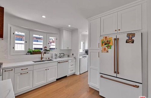 La Brea House | Stunning 4BR w/Pool in West Hollywood - 5 Min Walk to The Grove