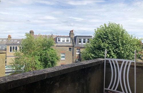 Gospel Oak Apartment | Stunning and centrally located 1 bedroom flat in the Hampstead Heath area.