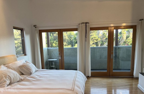 Sunset Park House | Stunning architectural Santa Monica home.