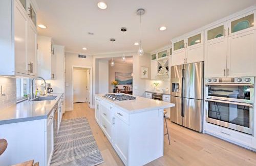La Costa House | Stunning Carlsbad Home with Patio and Private Hot Tub!