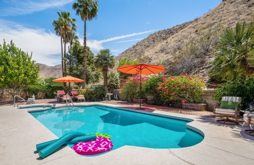 Cathedral City Cove House | Stunning Desert Oasis