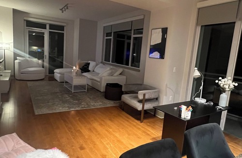 Westwood Apartment | Stunning doorman building furnished one bedroom apartment in the heard of LA.