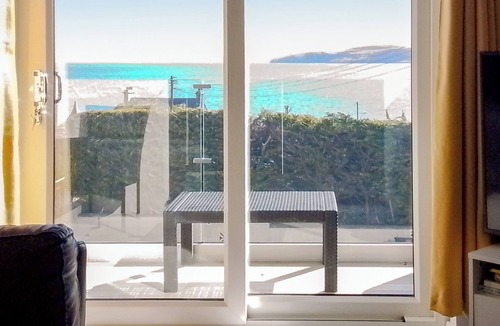 Benllech Cottage | Stunning, far reaching, panoramic sea views to Puffin Island and Great Orme.