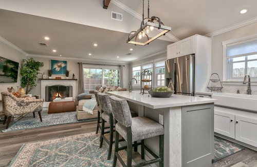 Santa Barbara House | STUNNING in Santa Barbara 3 Bed/2 Bath 7 DAYS MIN SHORT TERM WELCOMED