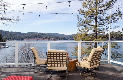 Cedar Glen Cottage | Stunning Lake Views To Die For On Lake Arrowhead