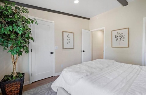 Woodland Hills Villa | Stunning mountainside home with an incredible view