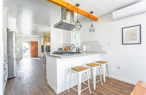 East Pasadena House | Stunning Newly Remodeled Home with Gorgeous Sunroom