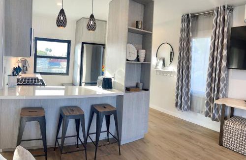 Ocean Beach Apartment | Stunning Ocean Beach Gem - has everything!