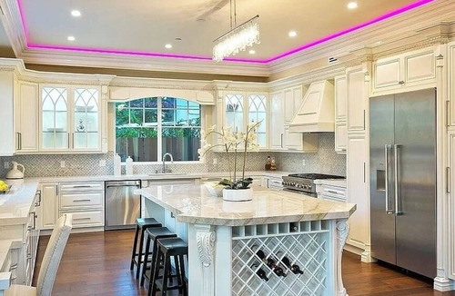 Sherman Oaks House | Stunning Sherman Oaks Home minutes from all LA has to offer. Pool Oasis!