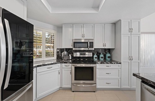 La Quinta Condo | 💛Stunning Views & Pool! Remodeled, Golf Cart & Pets Welcome, 85+ Reviews!💛