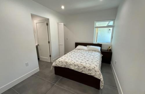 Beverly Hills House | Stylish 2-Bed Urban Loft - BEL2 - BEV