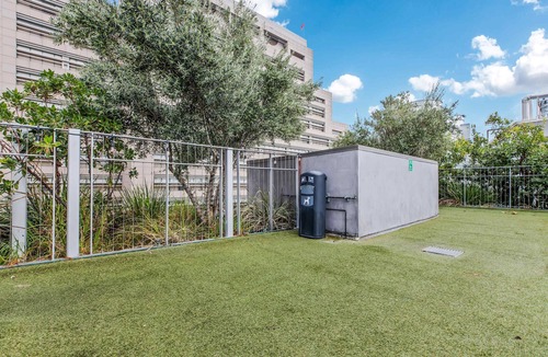Historic Core Apartment | Stylish 2br/2ba At HWH by Oneluxstay