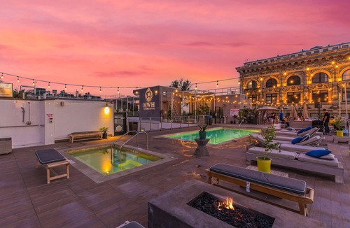 Historic Core Apartment | Stylish 2br/2ba At HWH by Oneluxstay