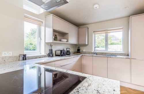 West Wittering House | Stylish and fresh 4 bed beach house with garden - Pass the Keys
