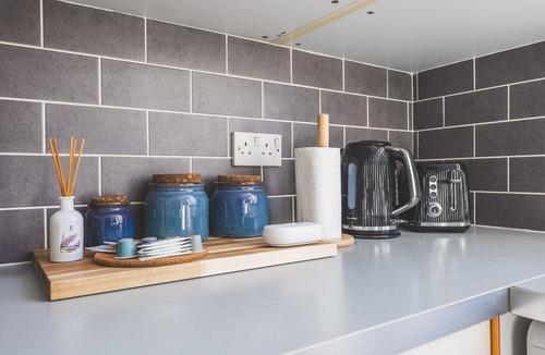 Canonbury Apartment | Stylish Angel Studio Near Regent’s Canal