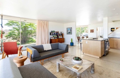 Joshua Tree Highlands House | Stylish Desert Oasis I 5 Private Acres Near Park