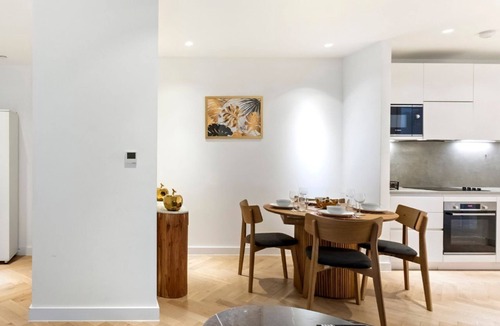 Dudden Hill Apartment | Stylish Flat near Wembley Stadium