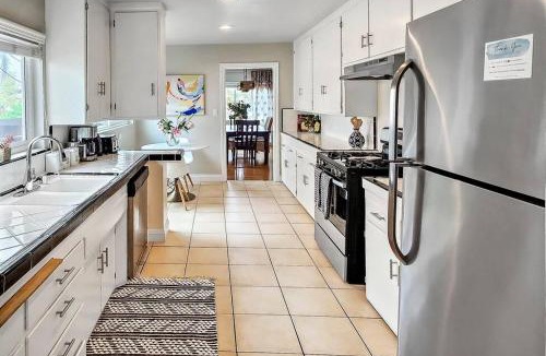 Washington Culver Apartment | Stylish Hm Near Beach, Restaurants & Parking CC A