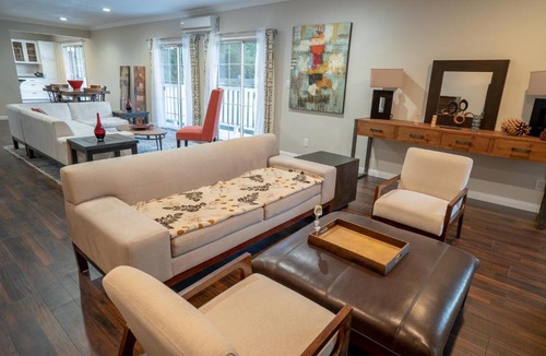 Studio City House | Stylish Hollywood Hills Home with Million Dollar Views Waiting for You!