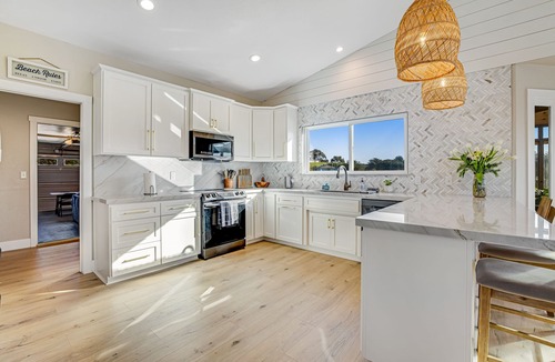 Fort Bragg House | Stylish house w/hot tub, fireplace, game room, beach access, sunset/ocean views