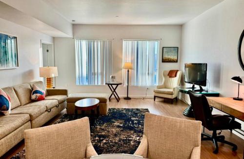 Little Tokyo Apartment | Stylish Urban Escape in Downtown Los Angeles