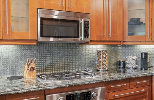 Westwood Apartment | Stylish Westwood Condo | Near UCLA & Century City